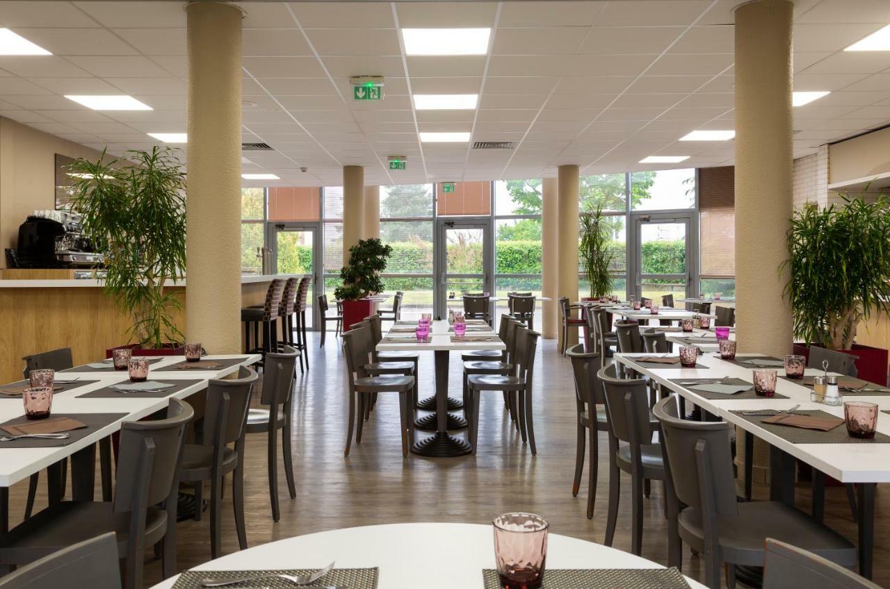 Comfort Hotel Aeroport Lyon St Exupery Colombier-Saugnieu Esterno foto
